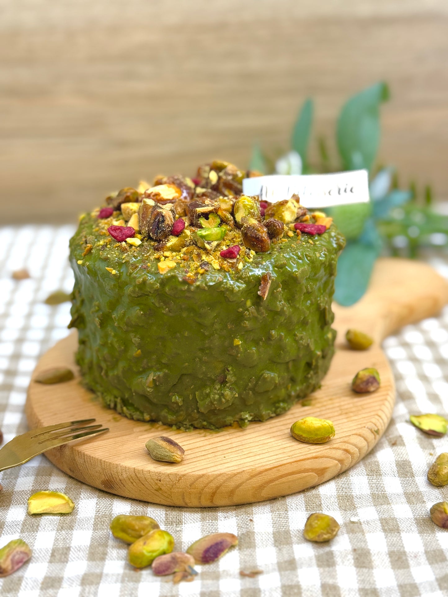 [期間限定］三重開心果士多啤梨🍓脆脆蛋糕 [Limited Edition]Triple Pistachio Feuilletine Strawberry Cake